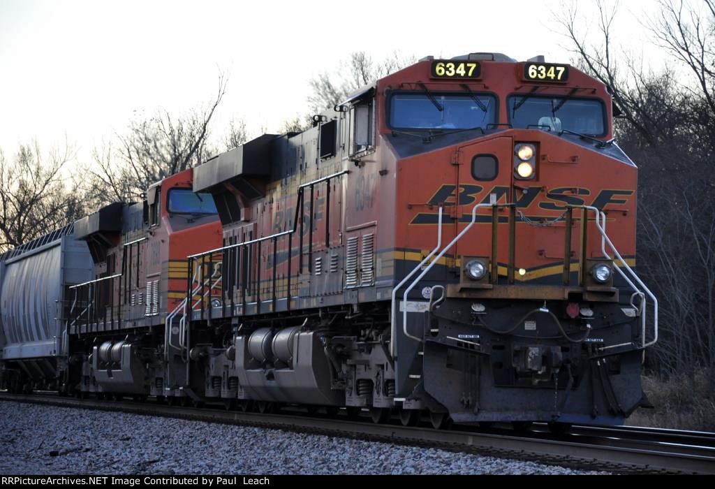 Eastbound manifest waits for meet